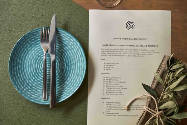 Athens Garden Cooking Class with a Home Cook and Transfer