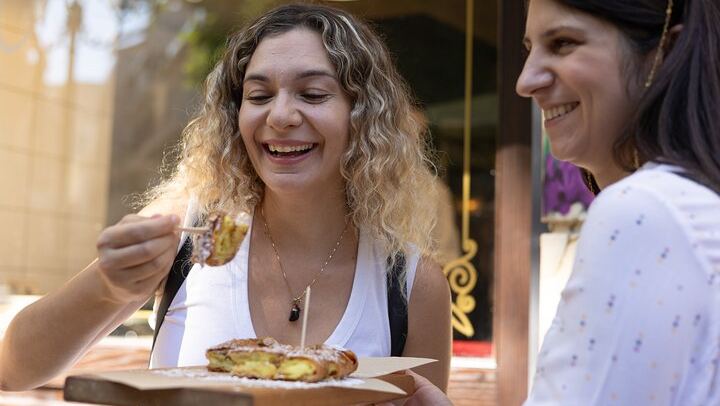 Athens After Dark Food Tour: Monastiraki, Psirri and Dinner