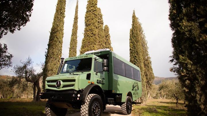 Chianti Wine Safari by 4x4: Two Wineries and a Tuscan Lunch