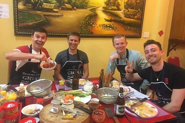 Pick from Thirty-Eight Dishes: Hoi An, Three Hours