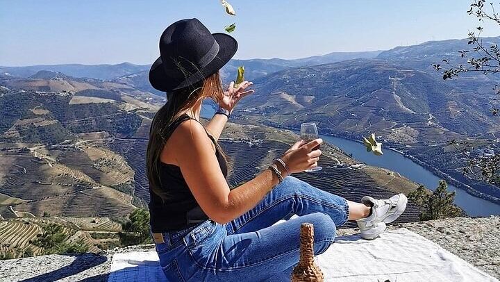 Amarante's Sweets, a 640-Metre Viewpoint, and One Quinta