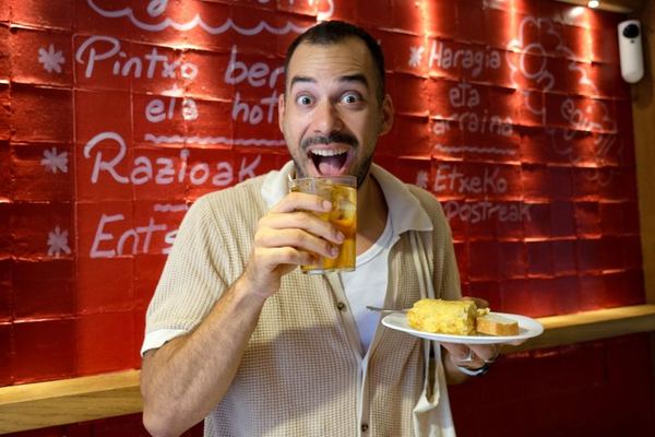 Build Your Own Gilda in Gros, End With an 1886 Pantxineta