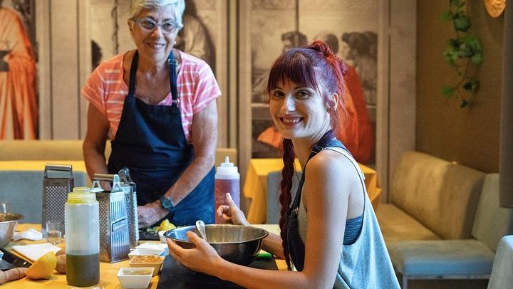 Thissio Cooking Class in Athens: Greek Family Recipes and Dinner