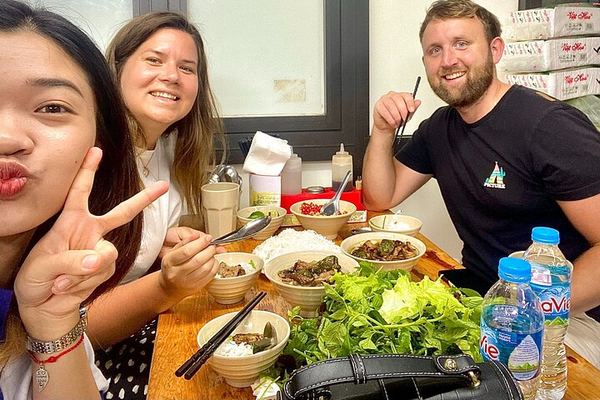 Two Hours with a Free Hanoi Guide: Bun Cha to Egg Coffee
