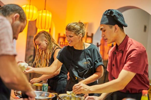 Two Hours in a Garden Villa: Cook One Hanoi Dish Properly
