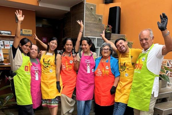 Tuk Tuk to the Market, Then a Live Peruvian Party