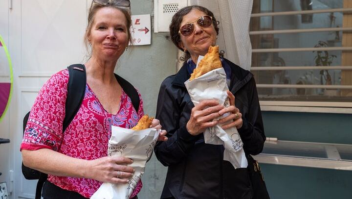 The Pignasecca, the Maradona Mural, and a Toast to the Sky
