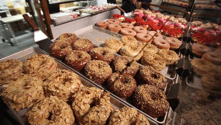 Bombolone, a 1964 Donut Wall, and a Brioche Finish
