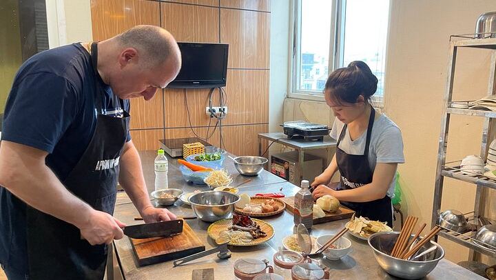 Private Apron Up Class: Five Dishes You Choose Yourself