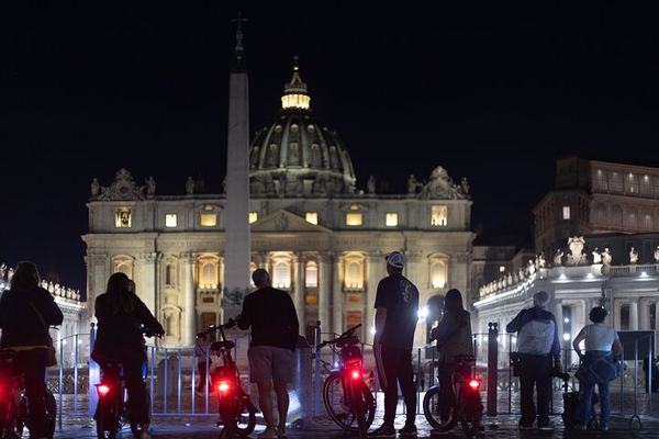 An Aperitivo, an E-Bike, and a Terrace Over the Colosseum