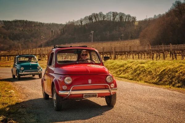 Drive a Vintage Fiat 500 Through Chianti, with a Wine Stop