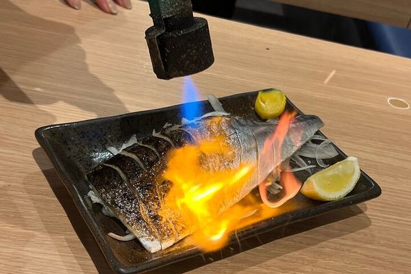 Ten Thousand Restaurants, and a Guide Who Picks Four
