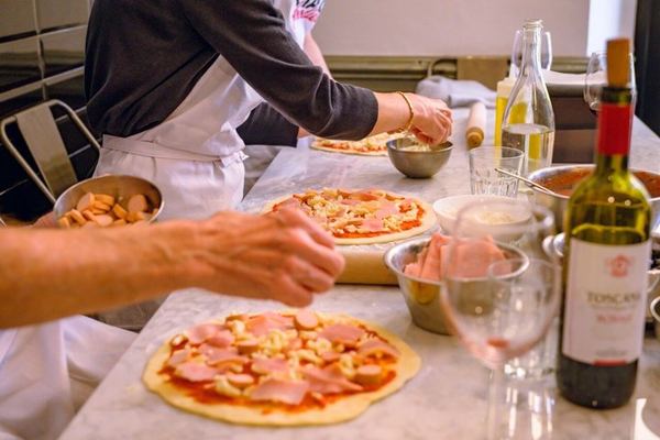 Pizza in a Florence Pizzeria: Gelato, Cannolo or Gluten-Free