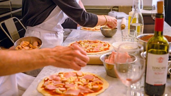 Pizza in a Florence Pizzeria: Gelato, Cannolo or Gluten-Free