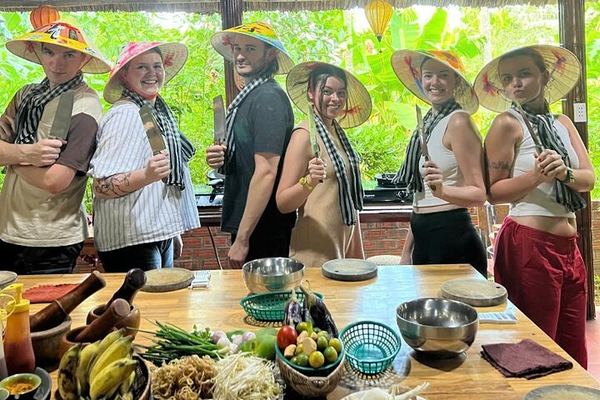 Tra Que Herb Village, Duck Farm and a Hoi An Cooking Class