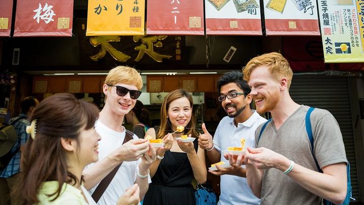 Wagyu Skewers, Tamagoyaki and a Knife Shop on the Way
