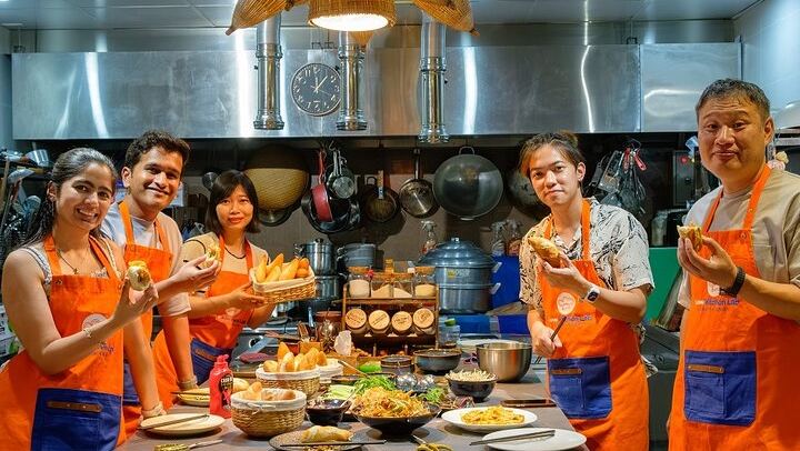 Bake the Banh Mi Baguette Yourself, in Tay Ho